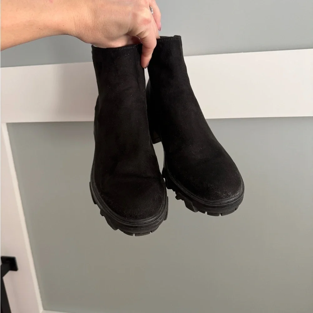 Unisa ‘Unwadi’ Chunky Ankle Boot